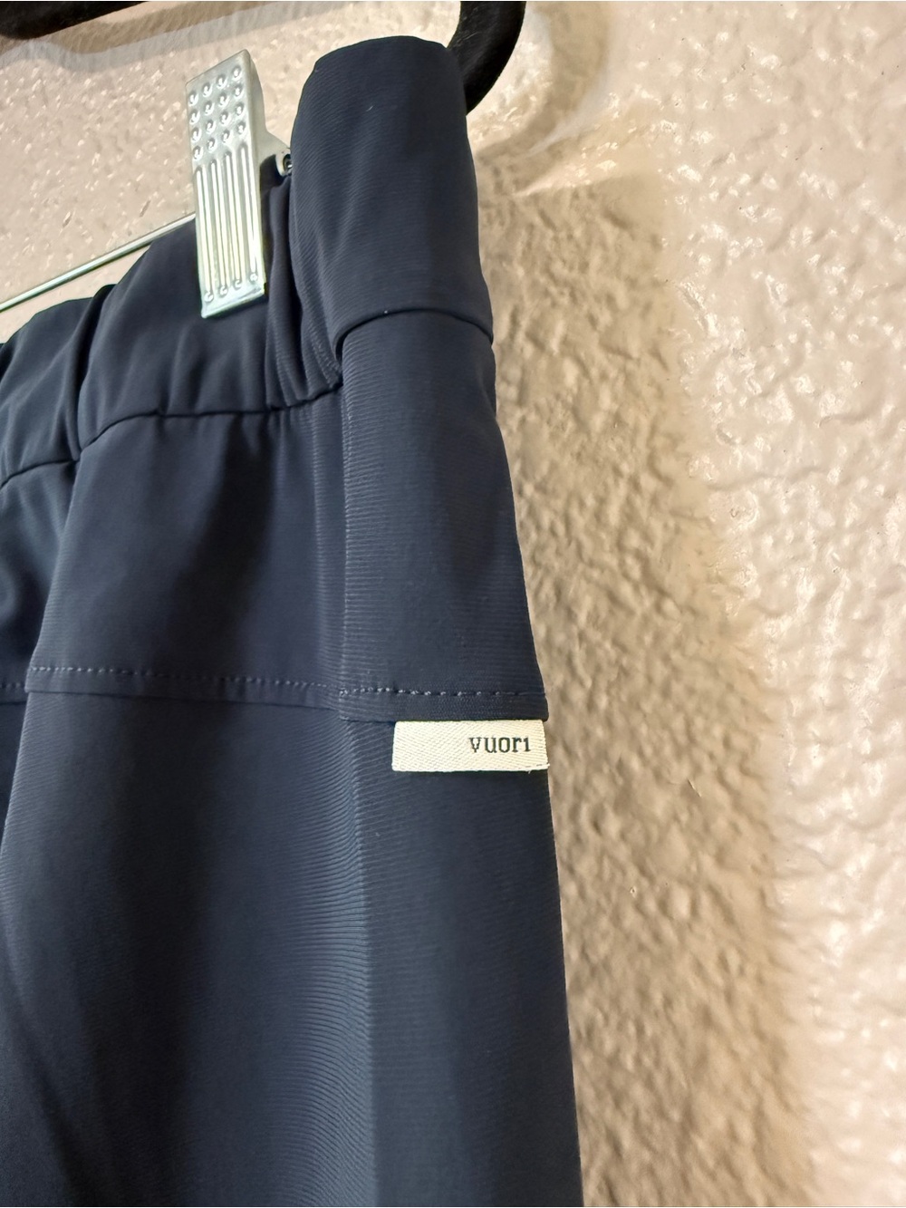 NWOT Vuori Miles Ankle Pant Everyday Hiking Business Casual Wrinkle Free XL - Picture 5 of 7